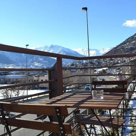 בית הארחה Smile Sarre